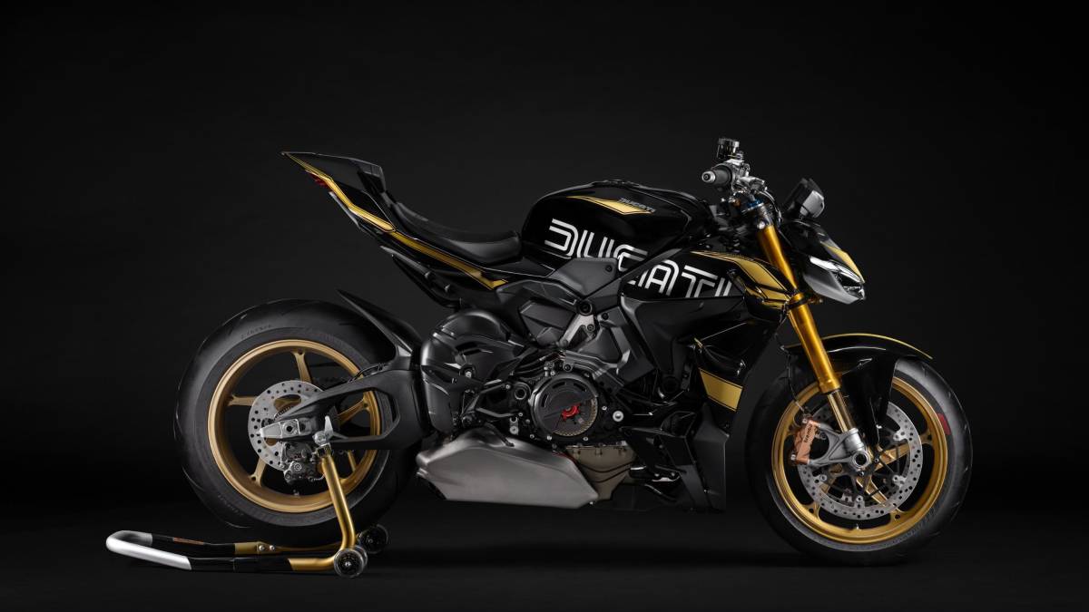 Streetfighter V4S 100